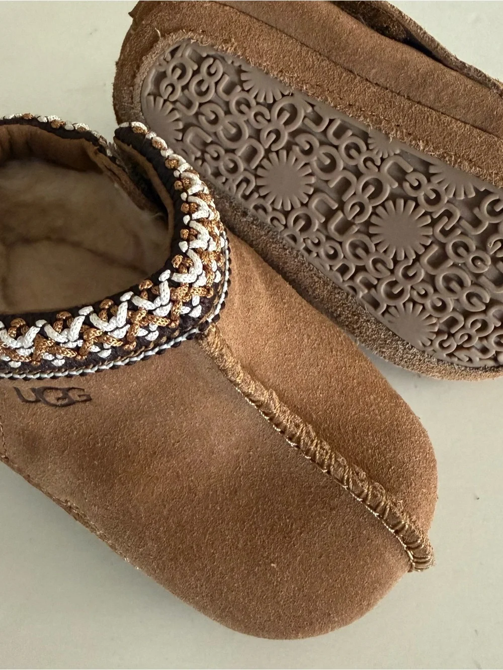 UGG Baby Tasman Bootie in Chestnut. Size 2/3